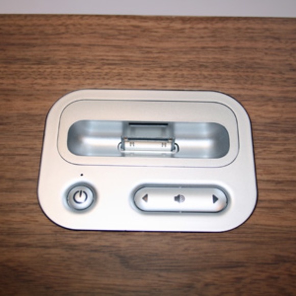 Vers 2X iPod Sound System (Cherry) w/ Box - Picture 5 of 8